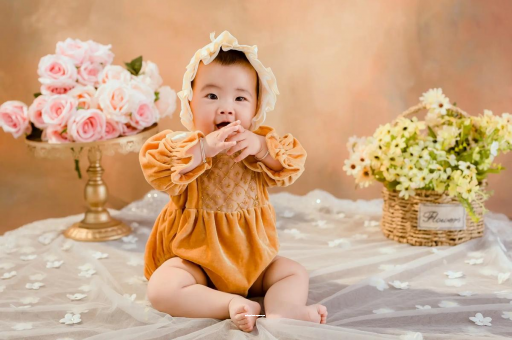 邓州宝宝摔到后脑勺